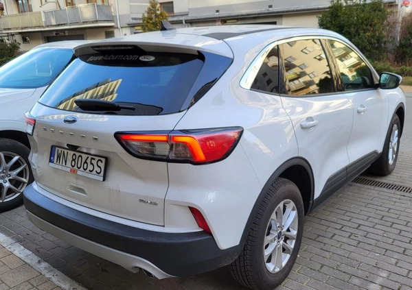 Ford Escape cena 107900 przebieg: 6000, rok produkcji 2021 z Piaseczno małe 172